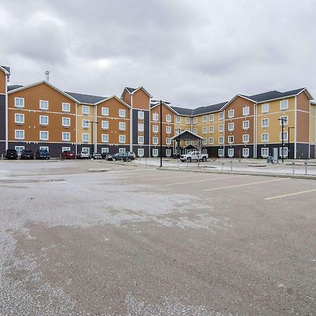 Quality Inn & Suites Estevan Exteriér fotografie