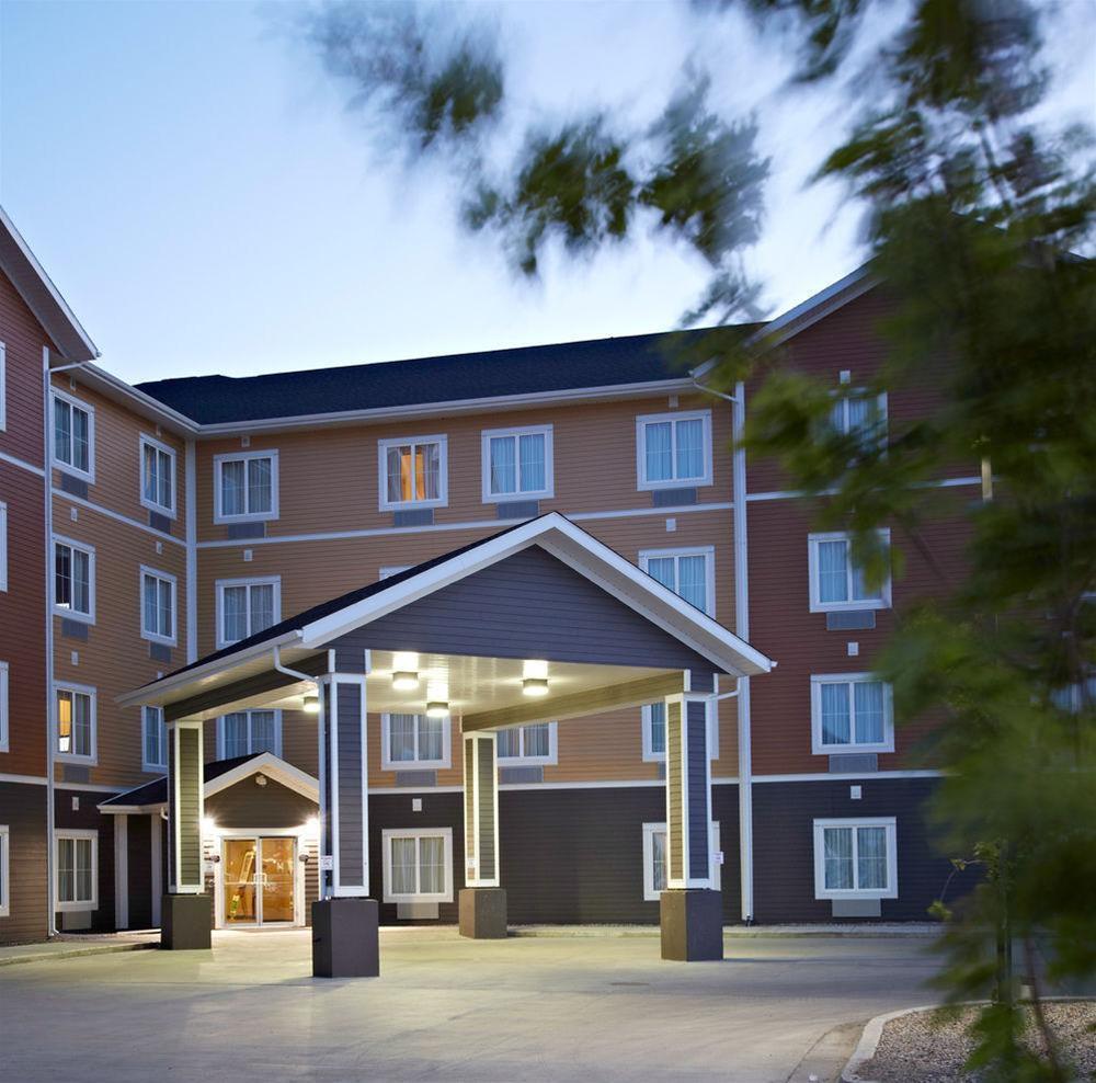 Quality Inn & Suites Estevan Exteriér fotografie