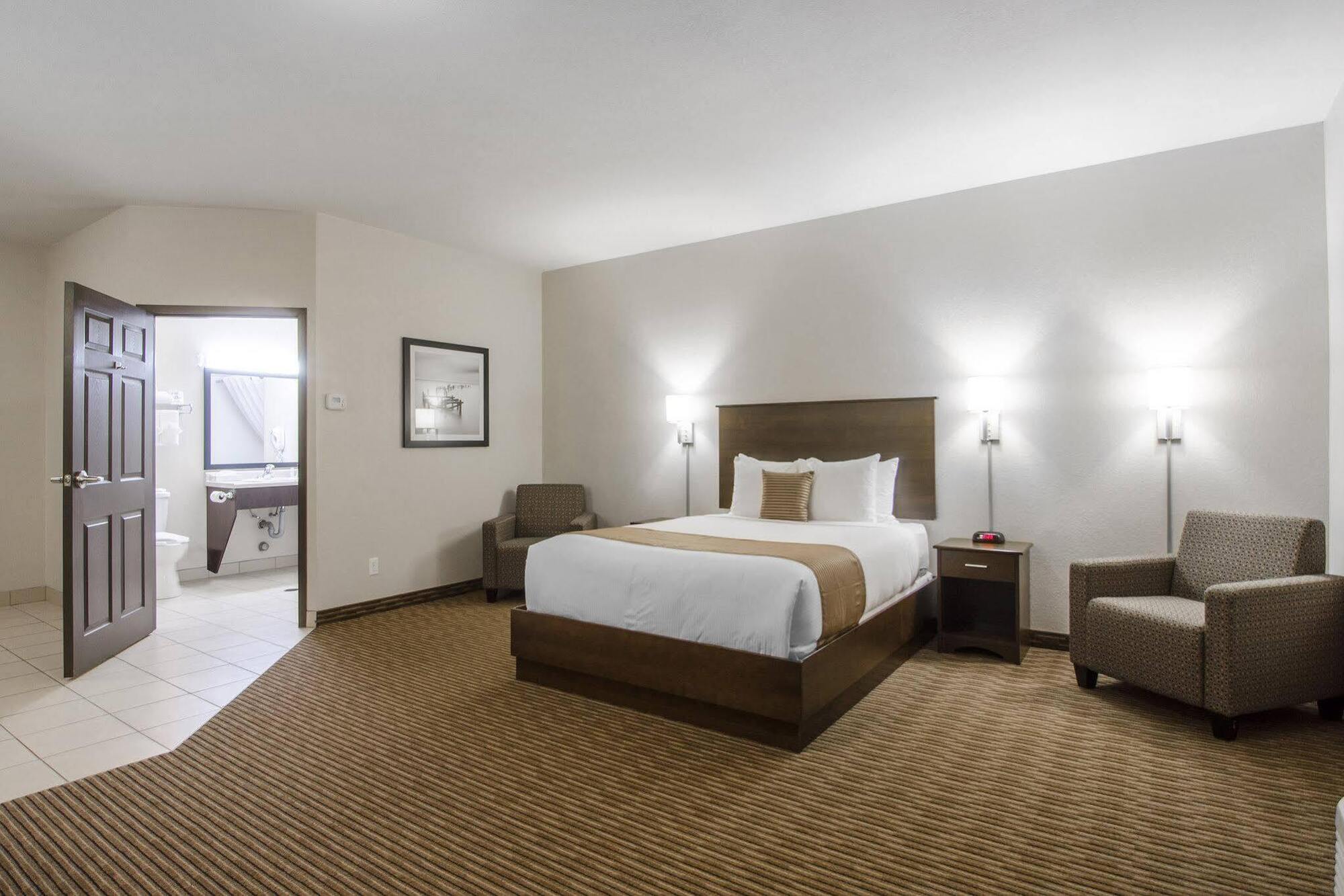 Quality Inn & Suites Estevan Exteriér fotografie